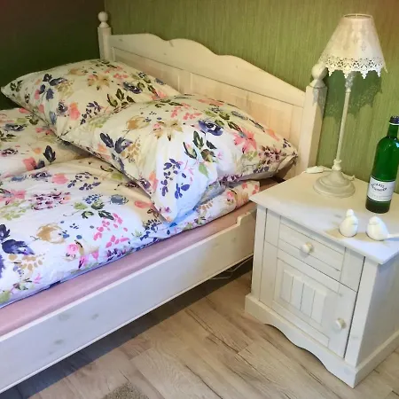 Grosse Fuer 2 Bis 4 Personen Apartment